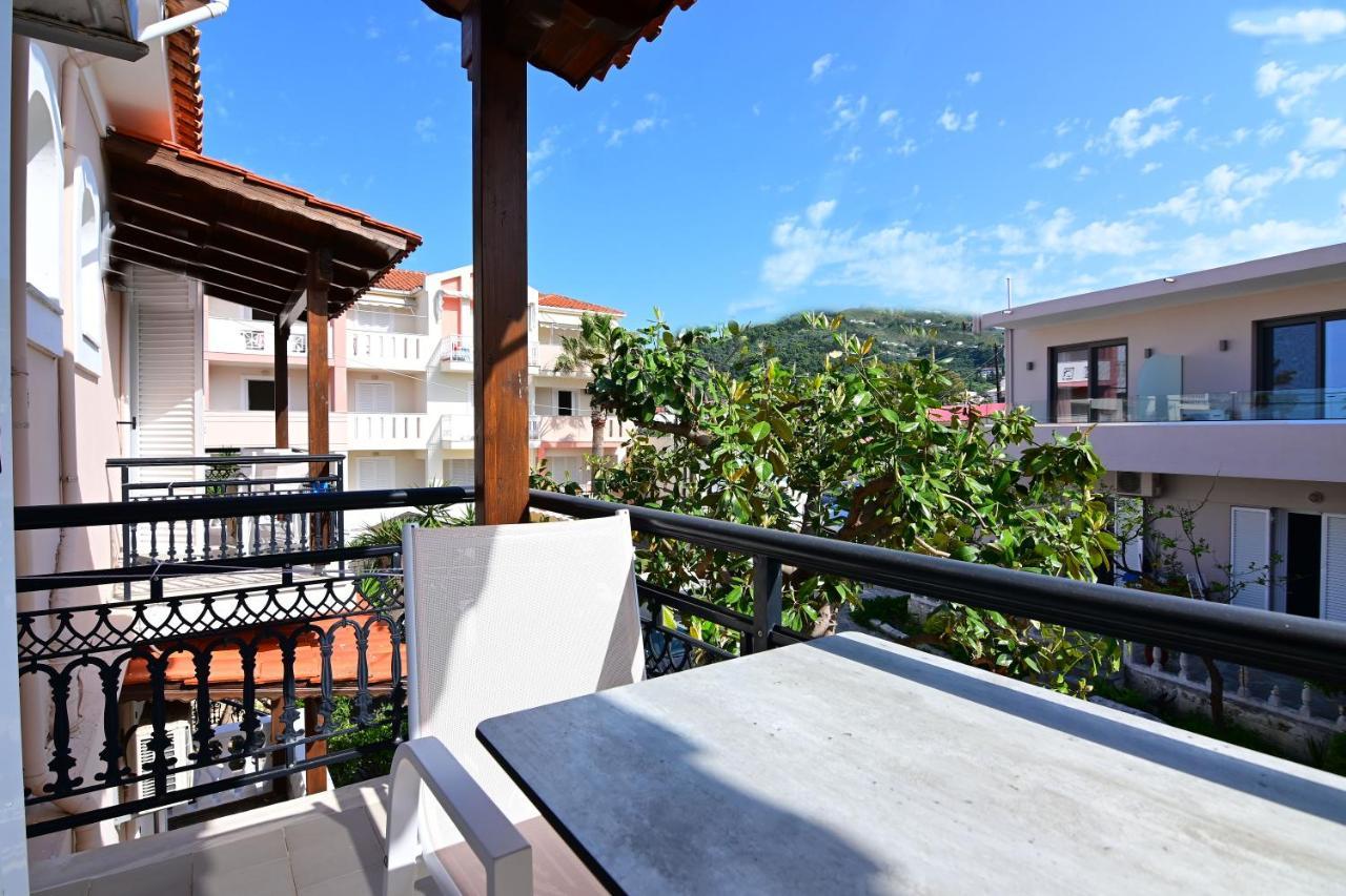 Nadia'S Studios & Apartments In Argasi, Sea-View Exterior foto